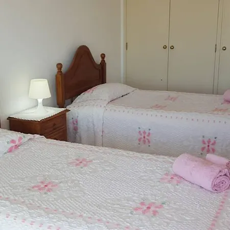 Casa Luciana · Apartamento T2 Frente Mar Na Praia Da Rocha Apartamento
