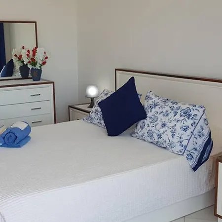 Casa Luciana · Apartamento T2 Frente Mar Na Praia Da Rocha