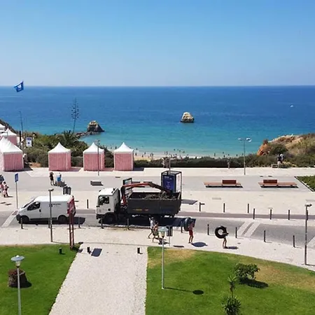 Casa Luciana - Apartamento T2 Frente Mar Na Praia Da Rocha * פורטימאו